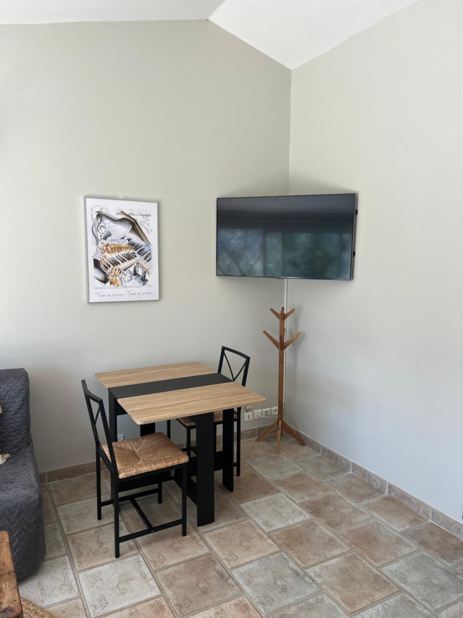 Gite La Maison Dans L'Olivette Oraison Exteriér fotografie